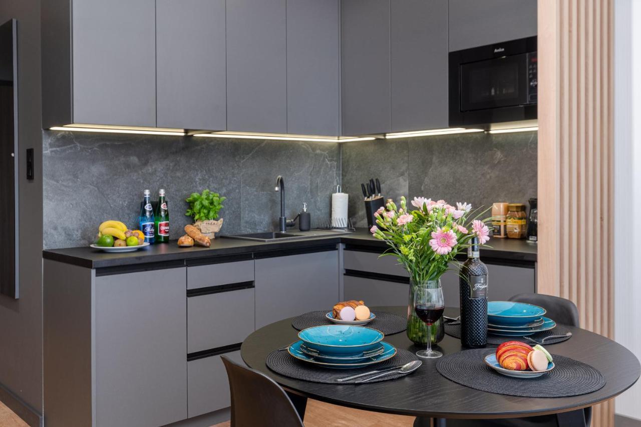 Apartament Mateo Inn Krakow Bagian luar foto