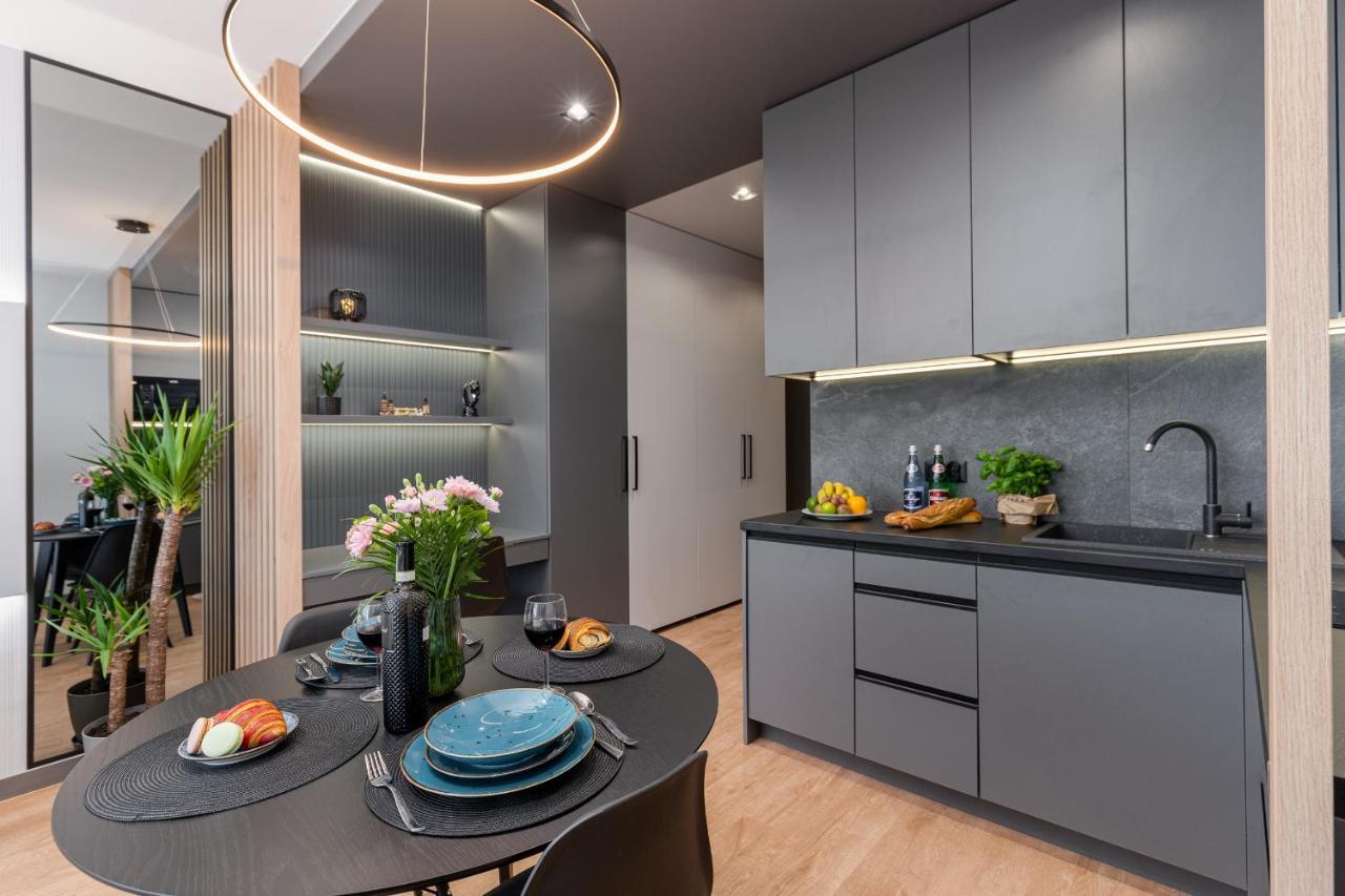Apartament Mateo Inn Krakow Bagian luar foto